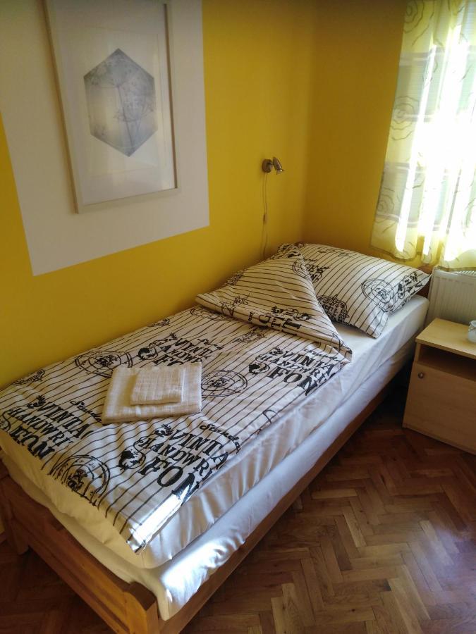 Arinza Apartman Mezőkövesd Exterior foto
