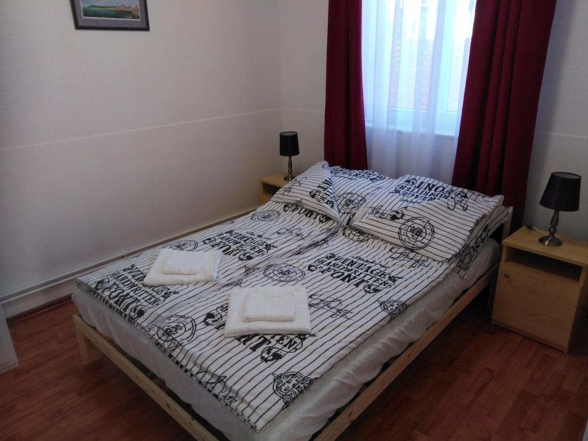 Arinza Apartman Mezőkövesd Exterior foto