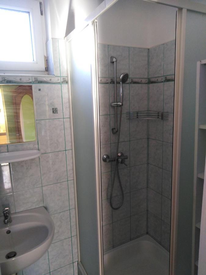Arinza Apartman Mezőkövesd Exterior foto